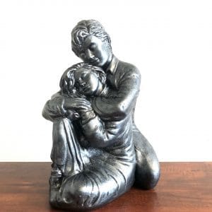 Pareja en plata envejecida