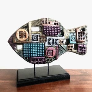 Escultura pez colores metalizados