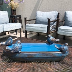 Fuente de agua con pajaritos